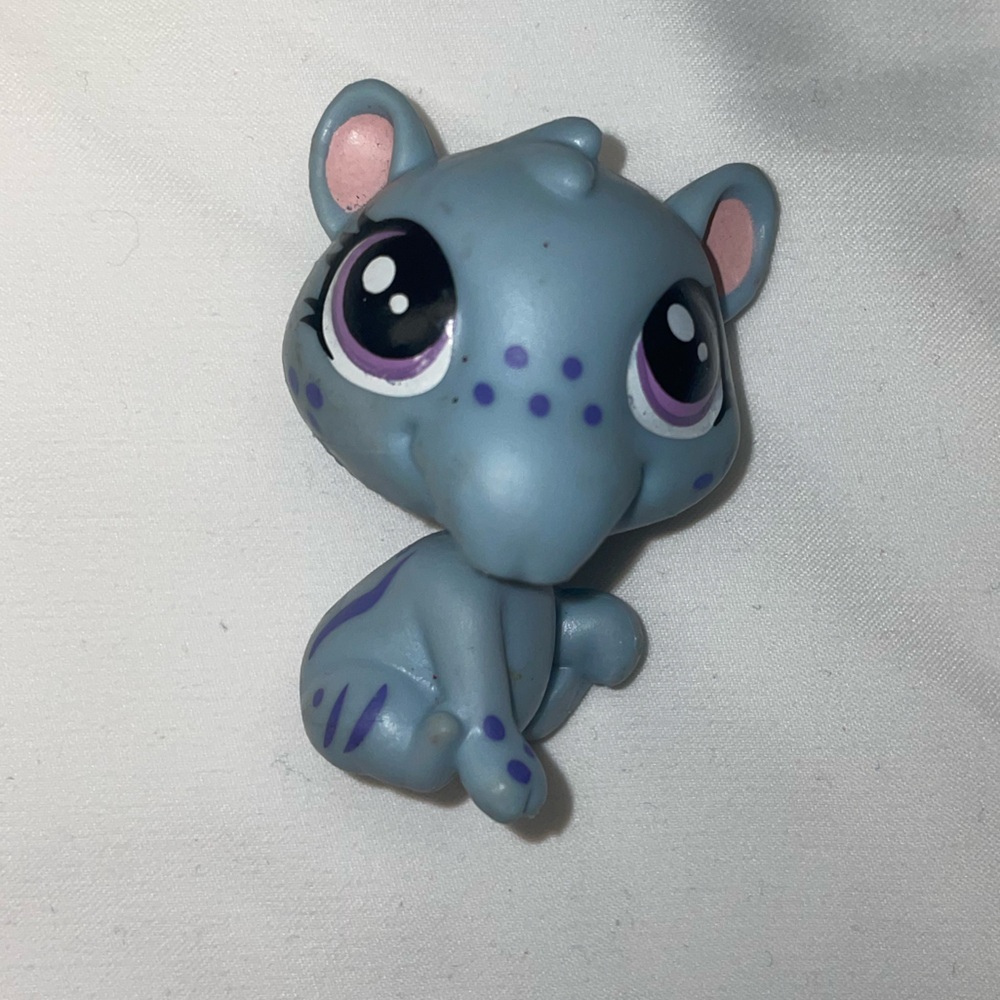 Littlest Pet Shop Irina Snoutsky
